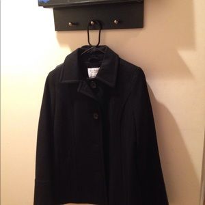 New Black Nautica coat. Great condition.
