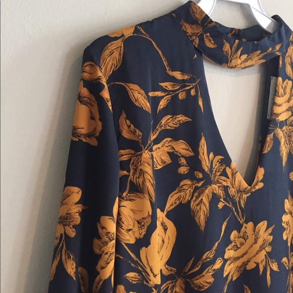 LAST 1: Keyhole Navy and Mustard Floral Dress - Picture 4 of 7