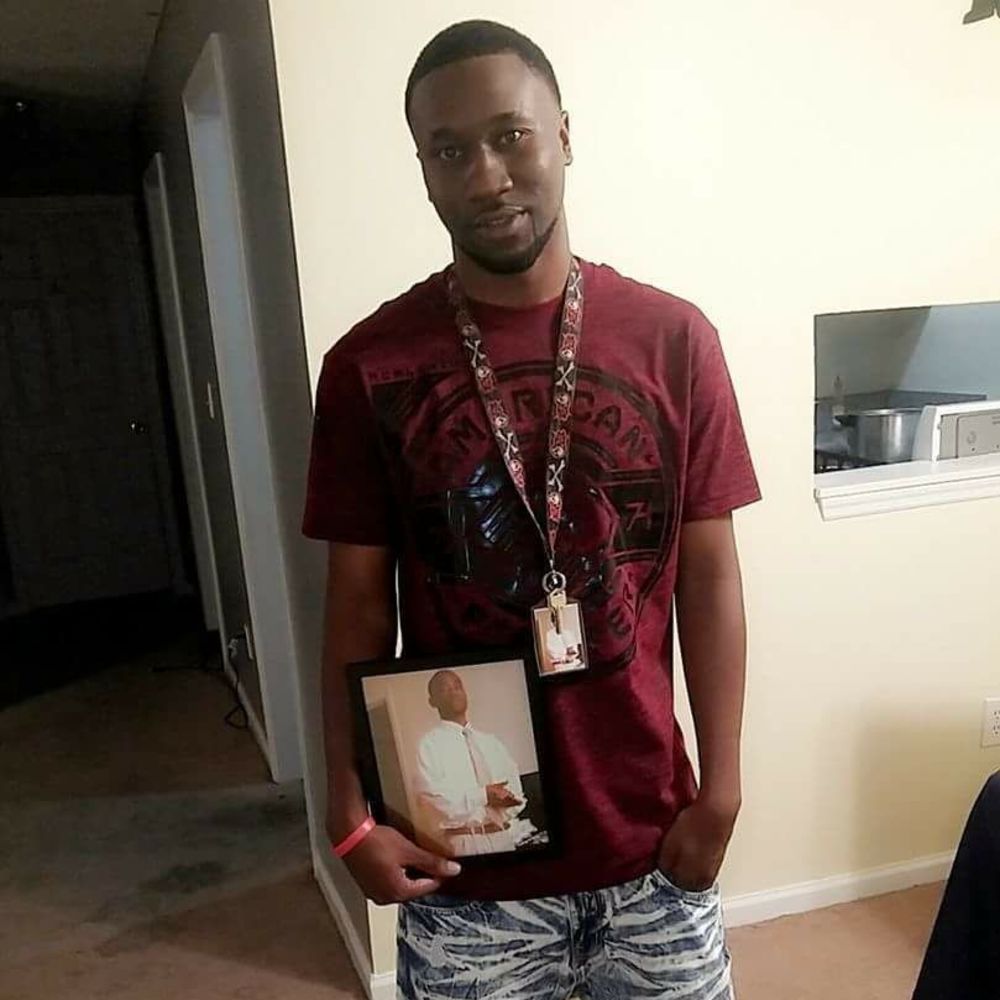 Meet your Posher, Alexis