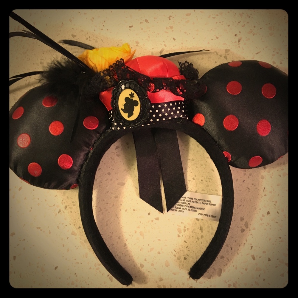 Minnie Mouse ears - Victorian Disney Parks