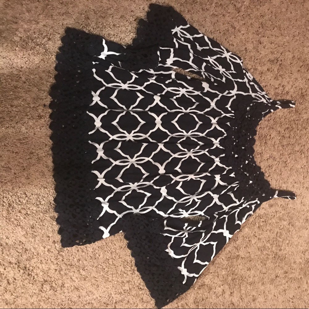 Cold shoulder top