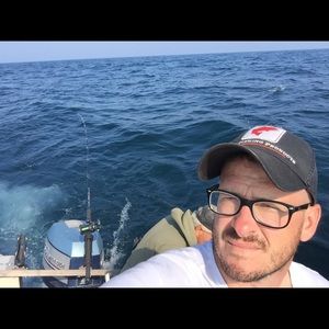 Meet your Posher, Lewis