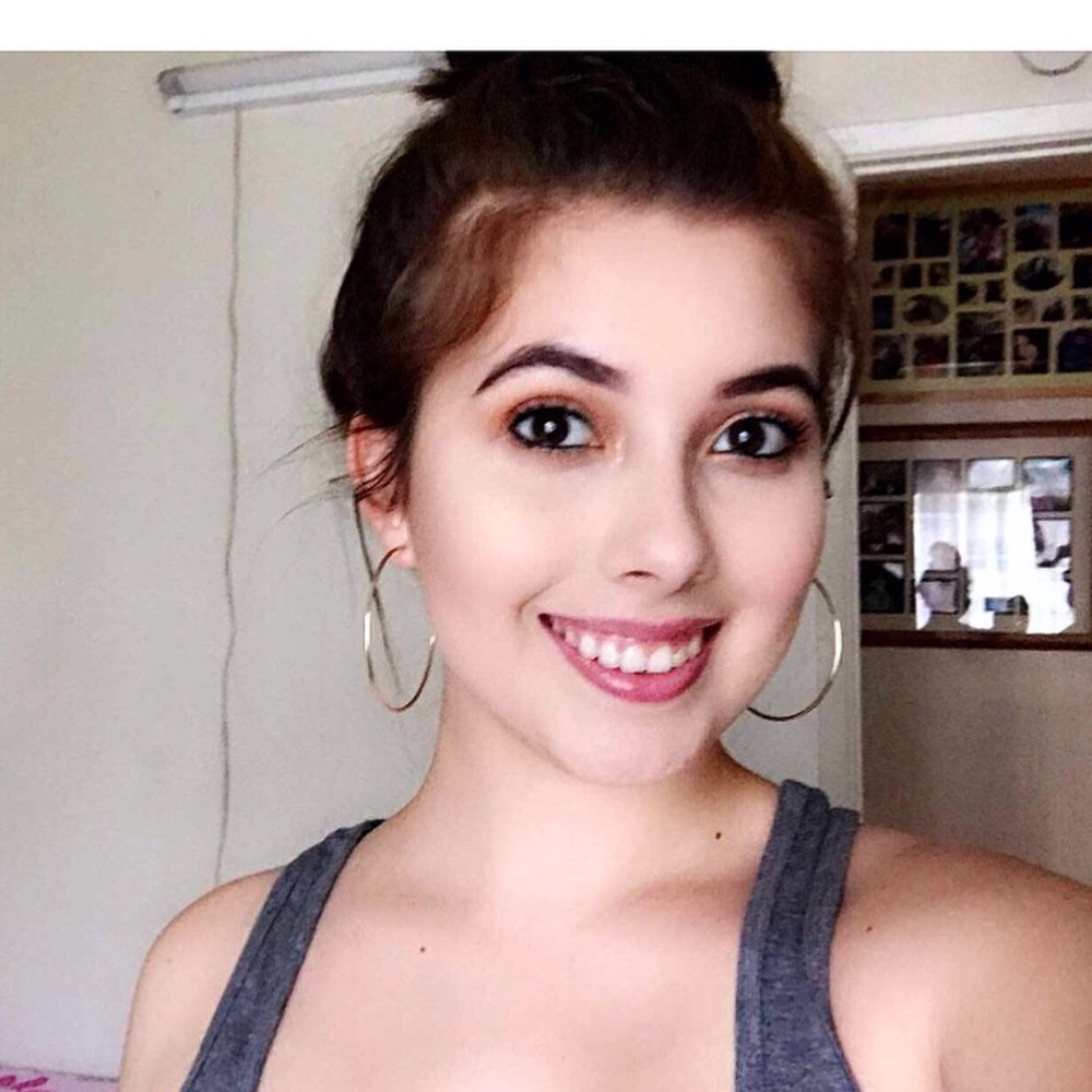 Meet your Posher, Iveth