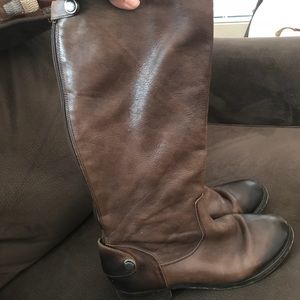 Arturo Chiang Equestrian style boots.