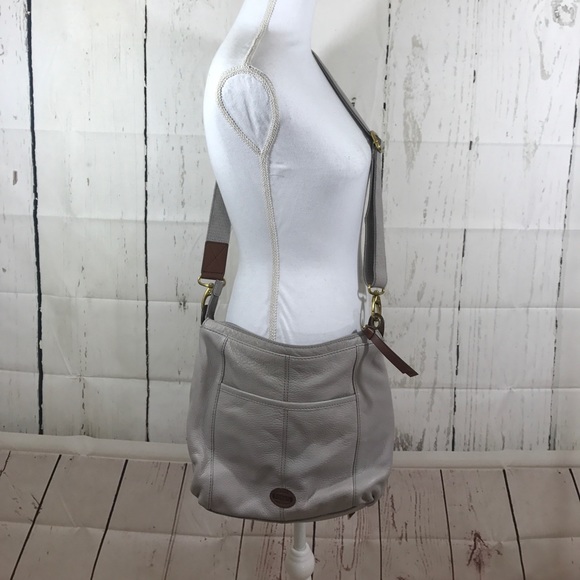 Fossil Handbags - Fossil cross body grey bag