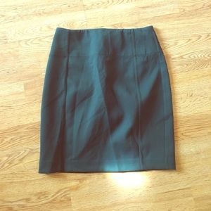Adorable Lululemon Emerald Green Pencil Skirt