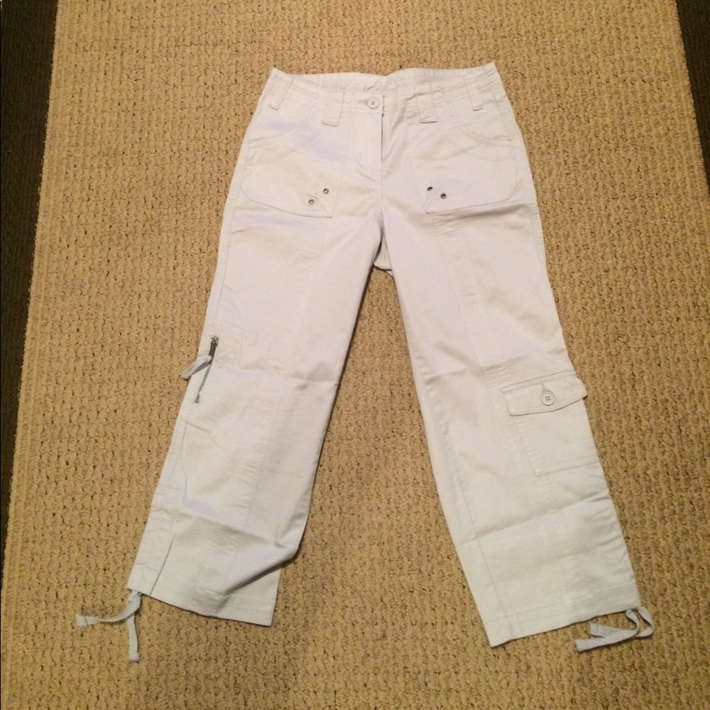 NWOT Gray Capri Pants