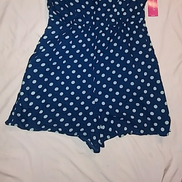 Stapless Shorts Jumper - Picture 3 of 7