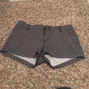 PATTERNED SHORTS!! JUNIORS