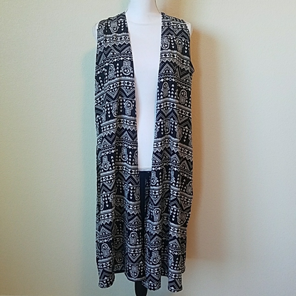 LuLaRoe Rare Hand of Fatimah Hamsa Joy Duster Vest
