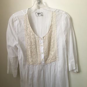Nightcap Clothing linen and lace blouse