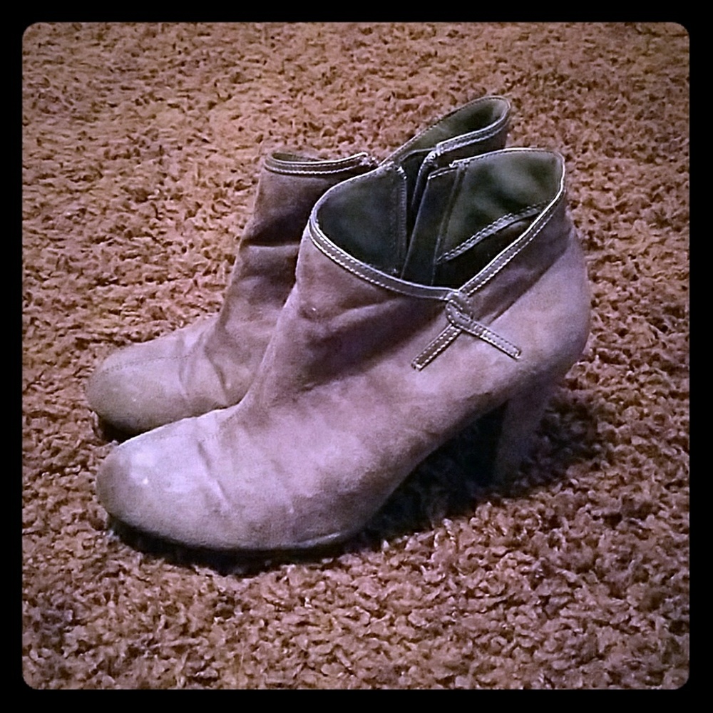 Ankle boots