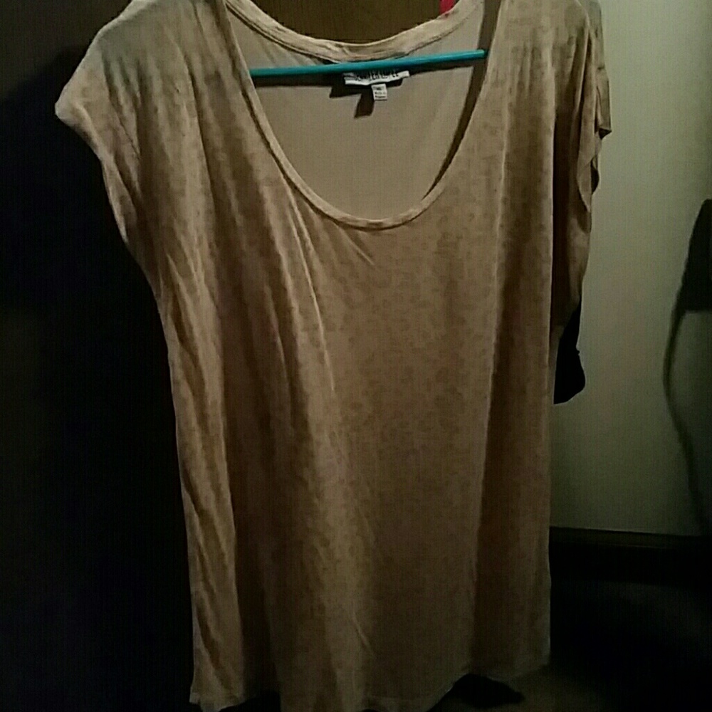 Jennifer Lopez shirt