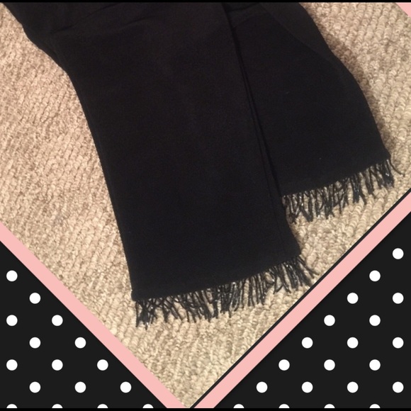 Exquisite holiday top and pants set❤️😍🔥 - Picture 3 of 7