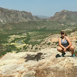 Meet your Posher, Sierra