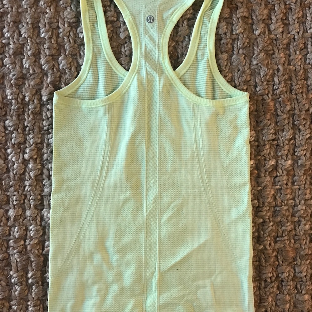 LULULEMON TANK - Picture 3 of 4