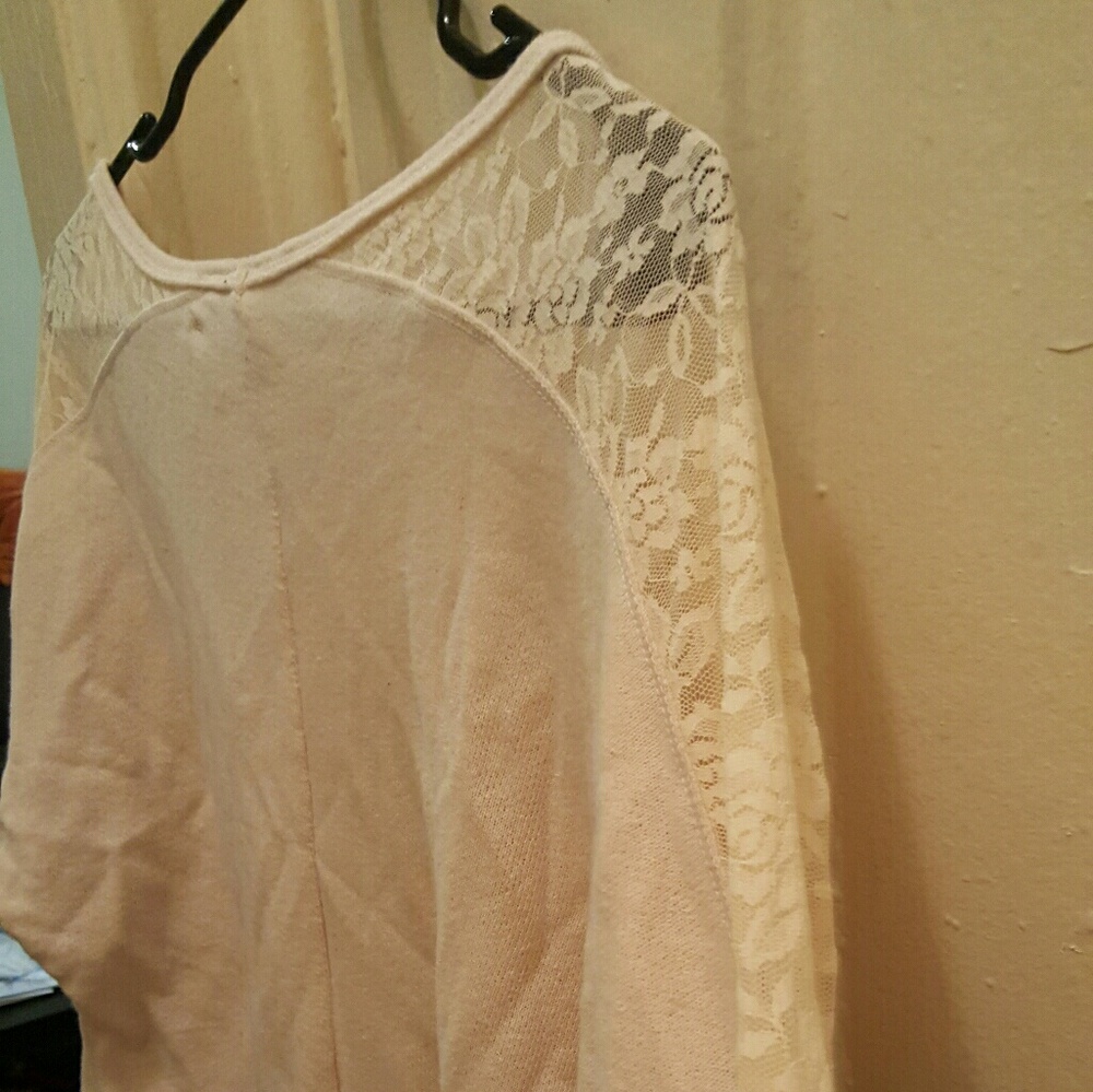 Lace cream shirt