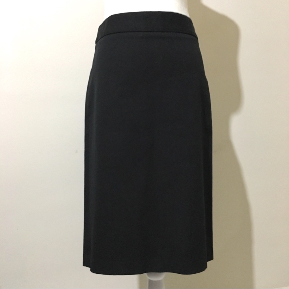 {GAP} Black Pencil Skirt