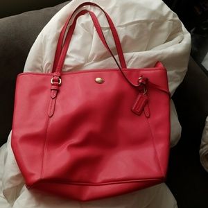 Coach Peyton Leather Zip Tote - red