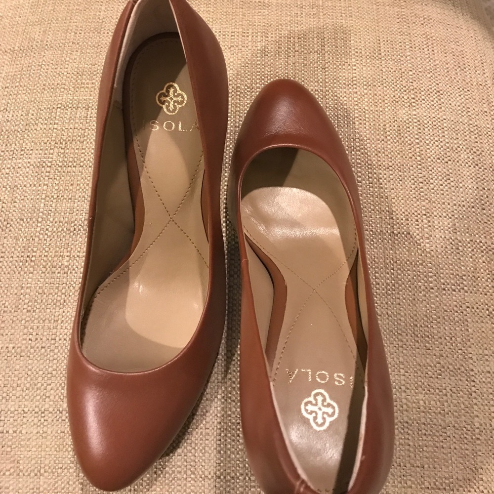 Brand new heals. 3”