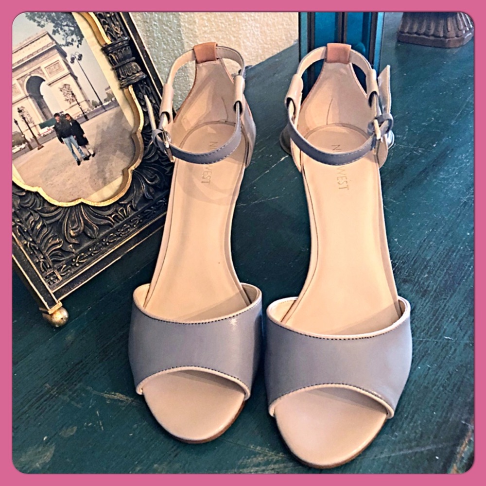 ✨HP✨Nine West Color Block Ankle Strap Heels✨$FIRM!