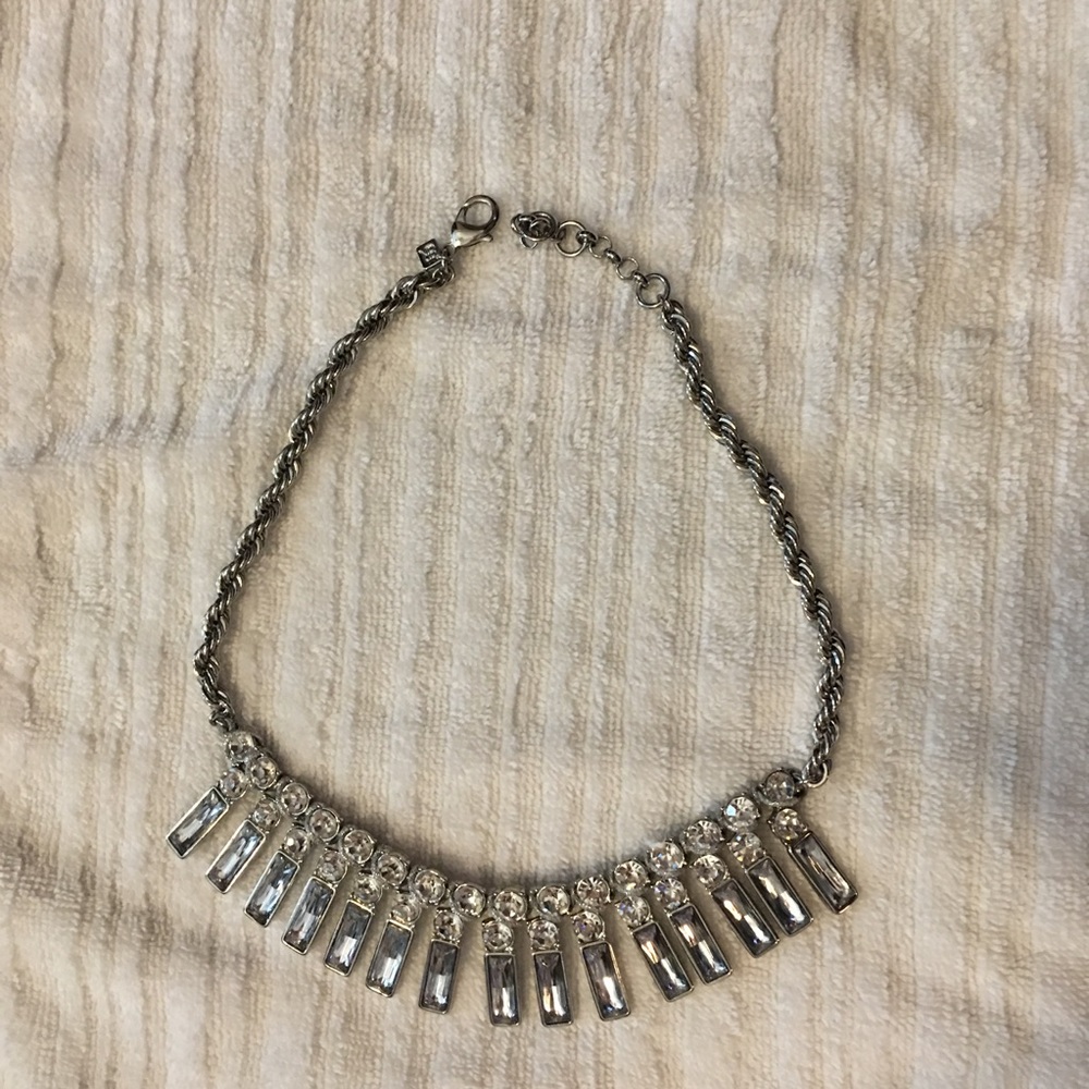 BANANA REPUBLIC NECKLACE
