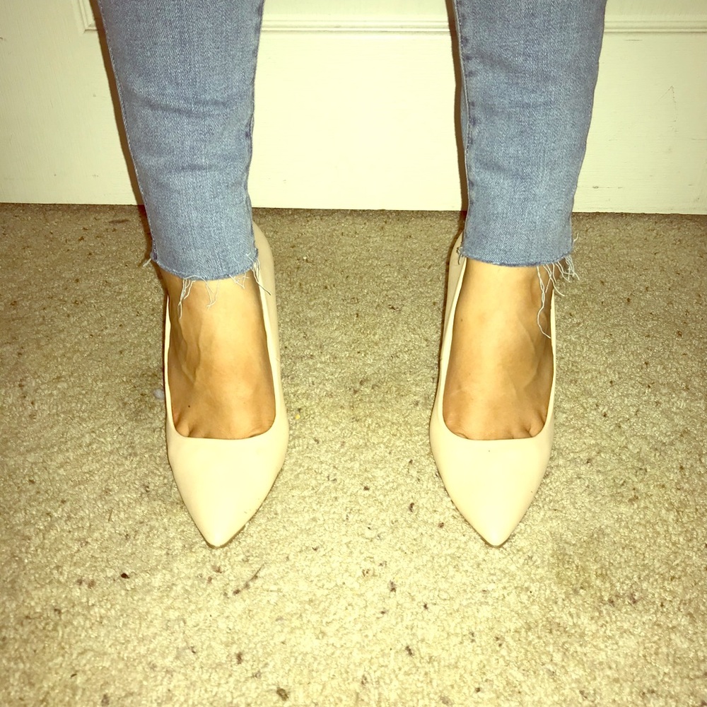 Light Beige Pumps