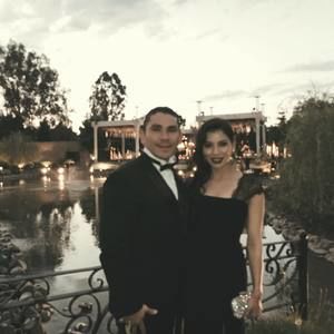 Meet your Posher, Estrella