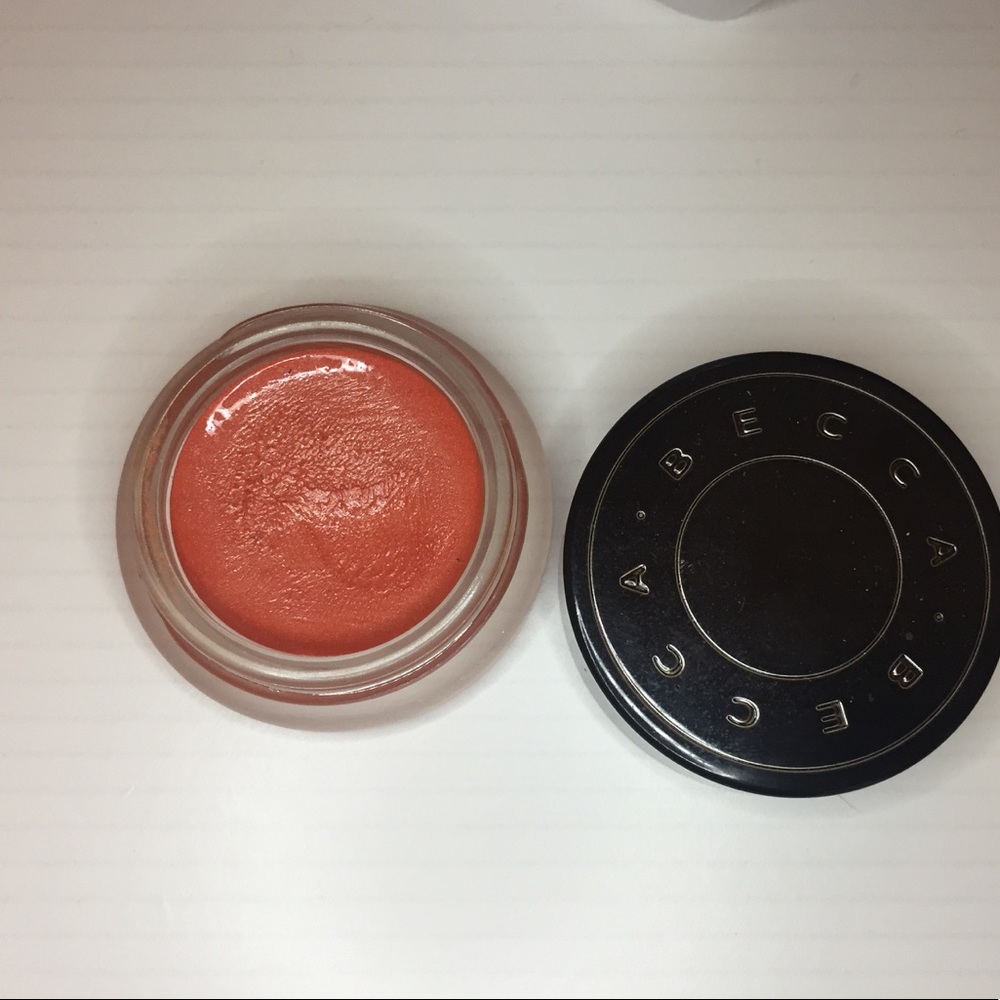 Dark circle corrector