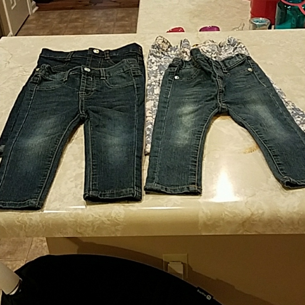 Lot of infant 7 for all mankind jeans and zip up