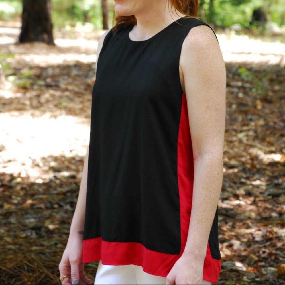 Sale! ESCAPADA - Black with red detail sleevless top