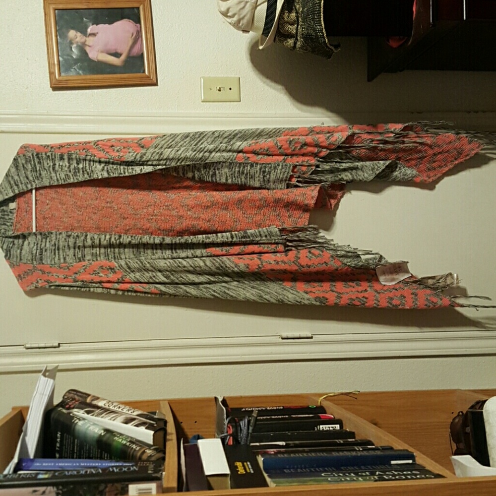 Long Shaw - Picture 2 of 2