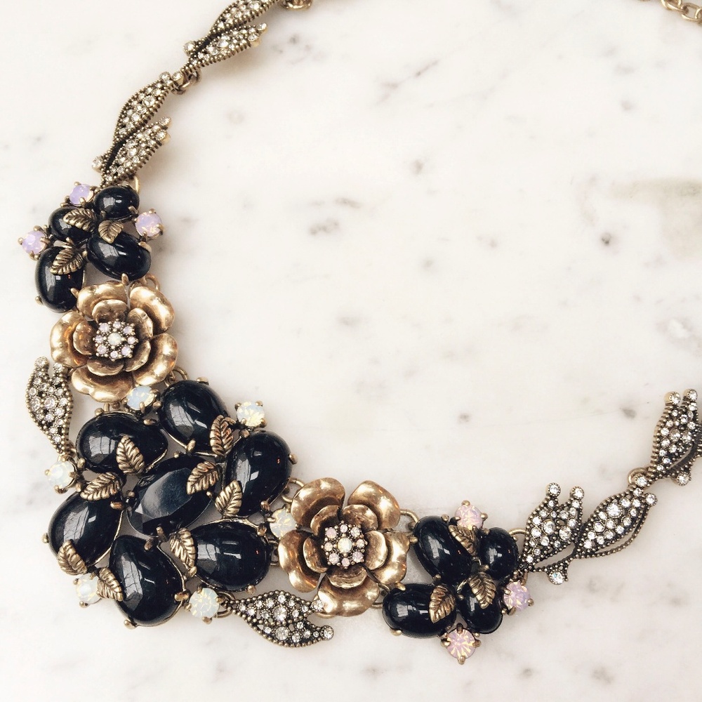 Chloe + Isabel Dolce Statement Necklace