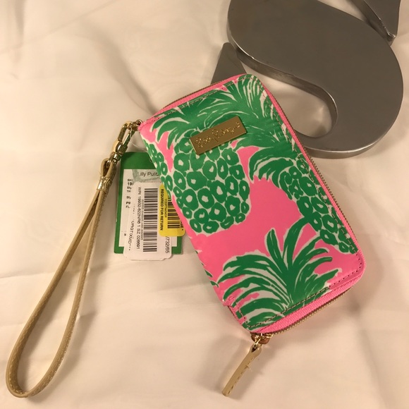 Lilly Pulitzer Accessories - NWT Lilly Pulitzer Flamenco Tiki Palm iPhone 6