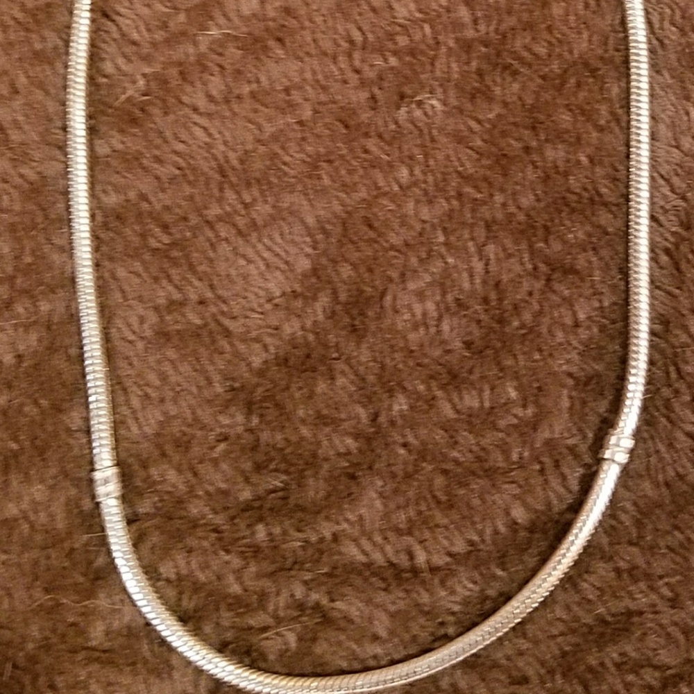 Pandora 16in Sterling silver necklace
