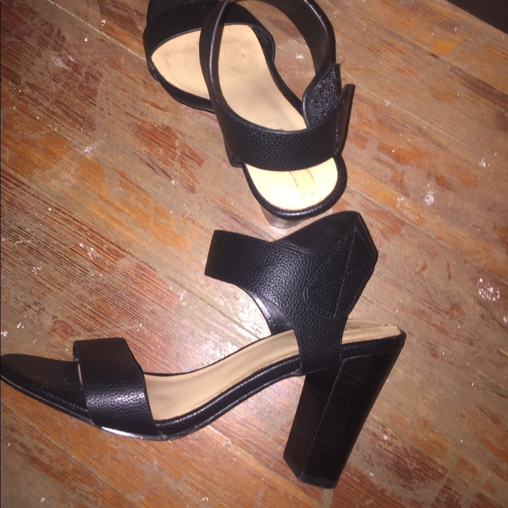 Aldo black heels