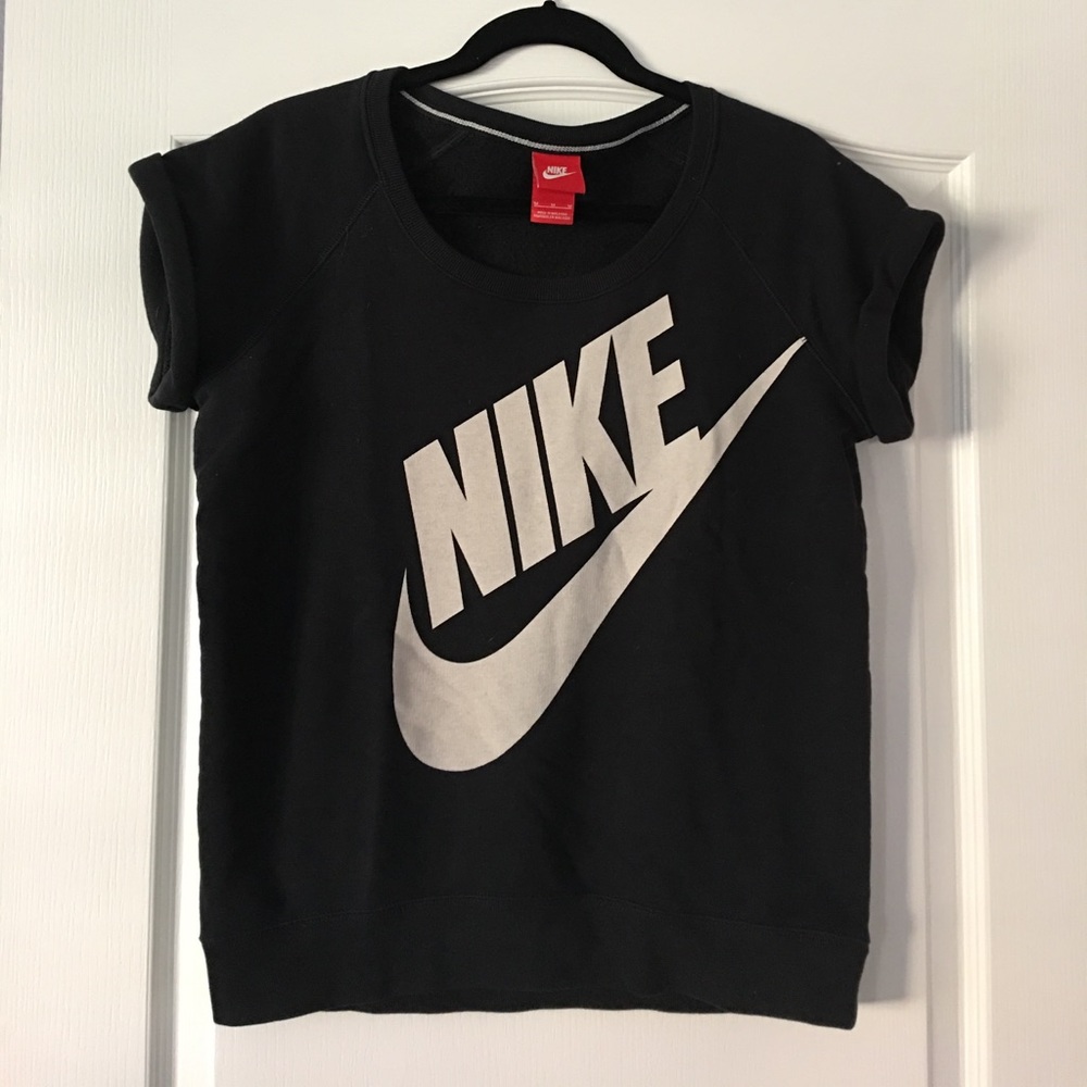 Nike short sleeve super soft sweatshirt size m