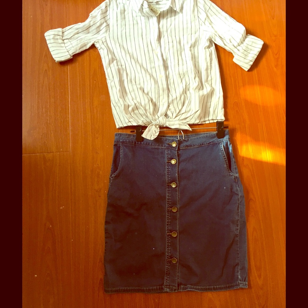 Kut from the Kloth button up jean skirt