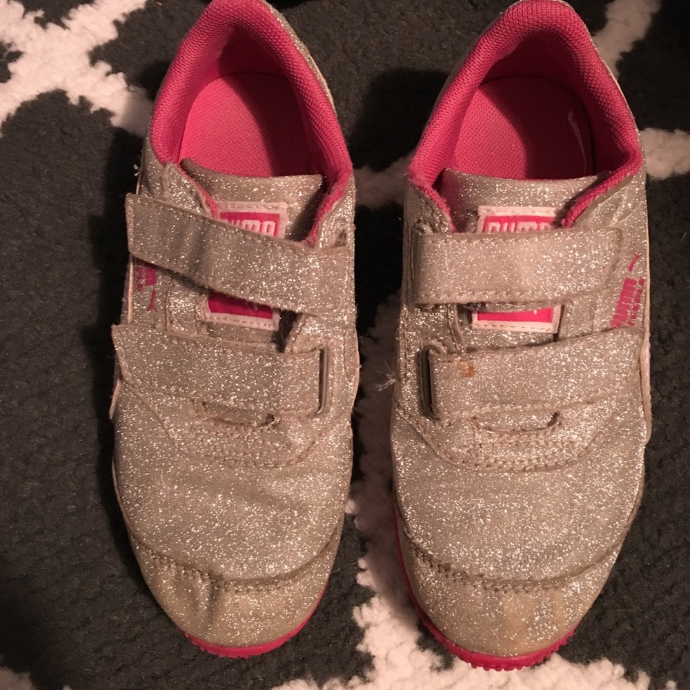 Girls Sparkle Pumas