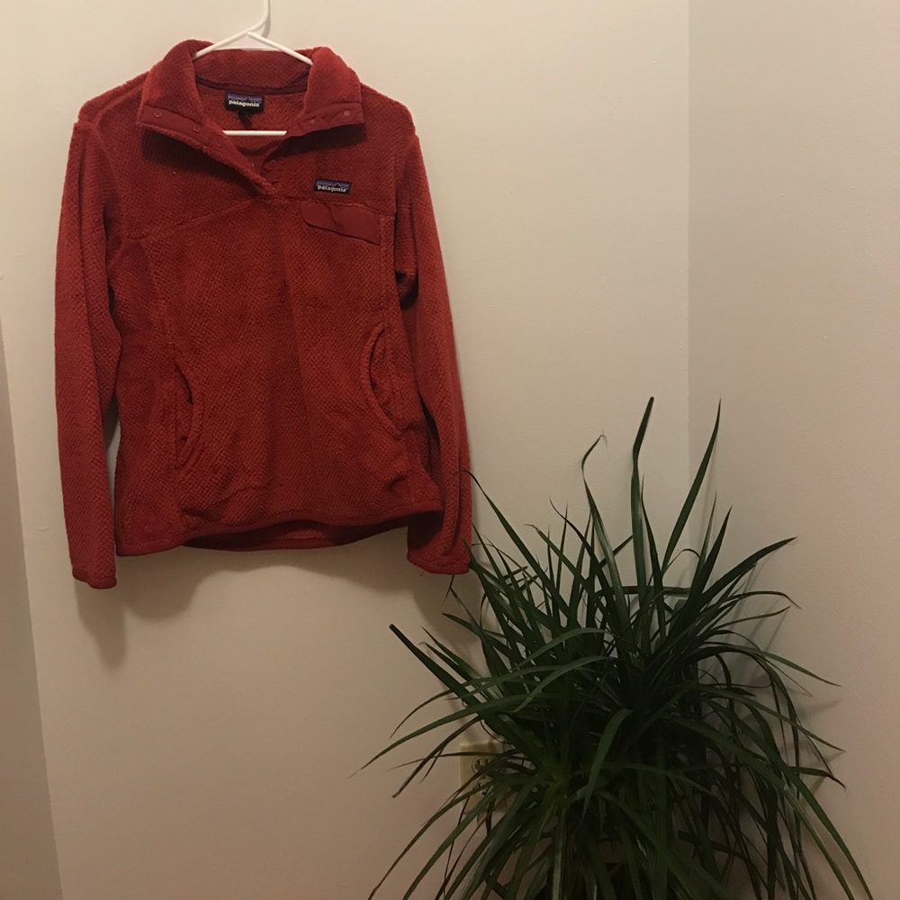 red patagonia fleece