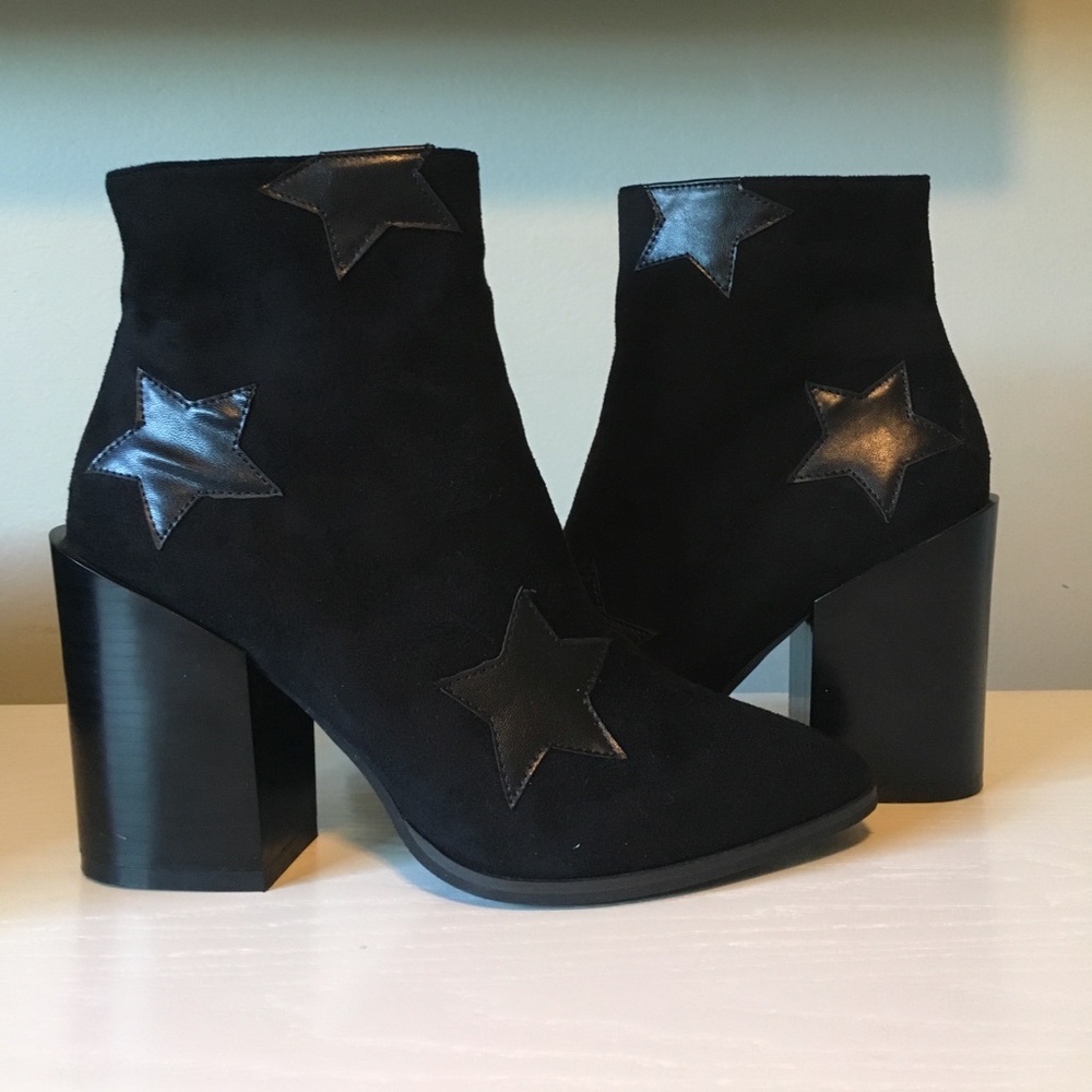 Brand New Black Star Boots