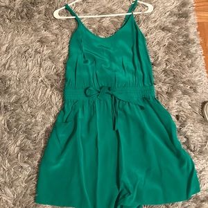Aritzia Wilfred Péri Romper Size M