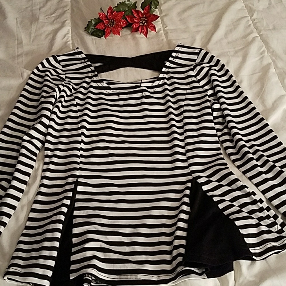 Striped Fashionable Top