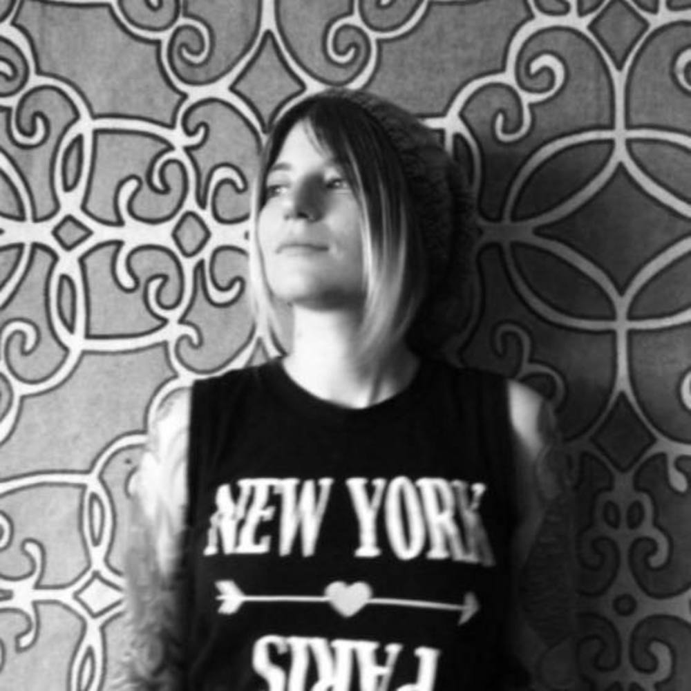 Meet your Posher, Jenn