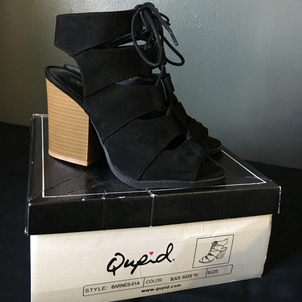Faux Suede Block Heels Size 6