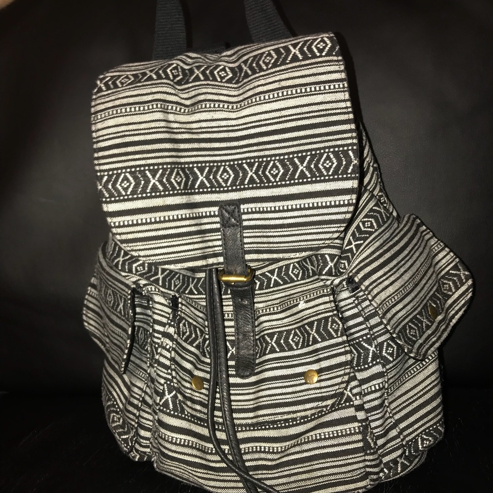 Black&White Backpack