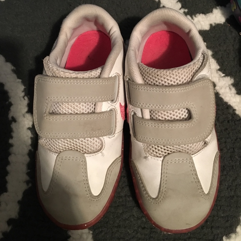 Girls Nike shoes