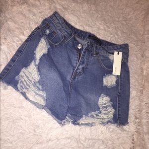 Distressed shorts