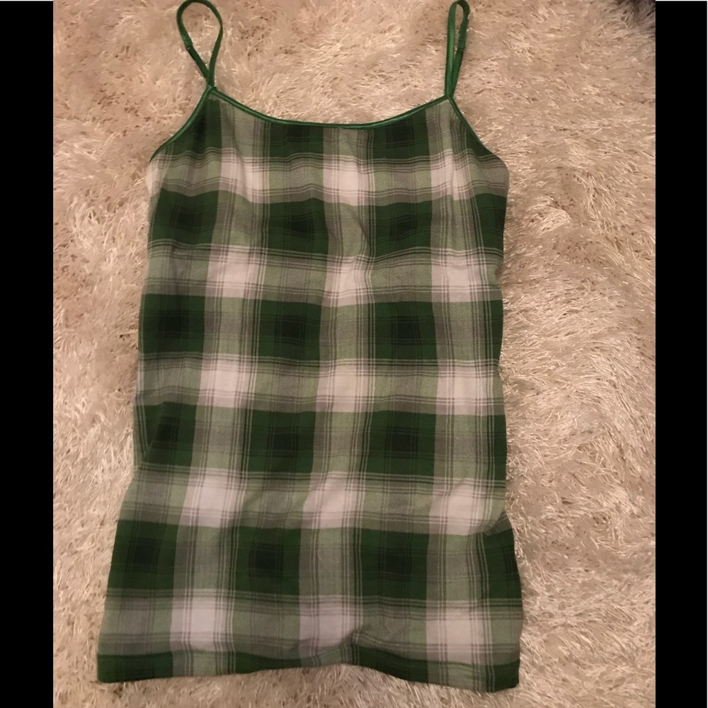 Green Aeropostale tank