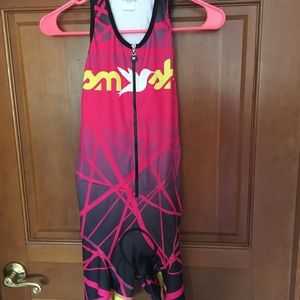 Smashfest queen trisuit w/ front zipper
